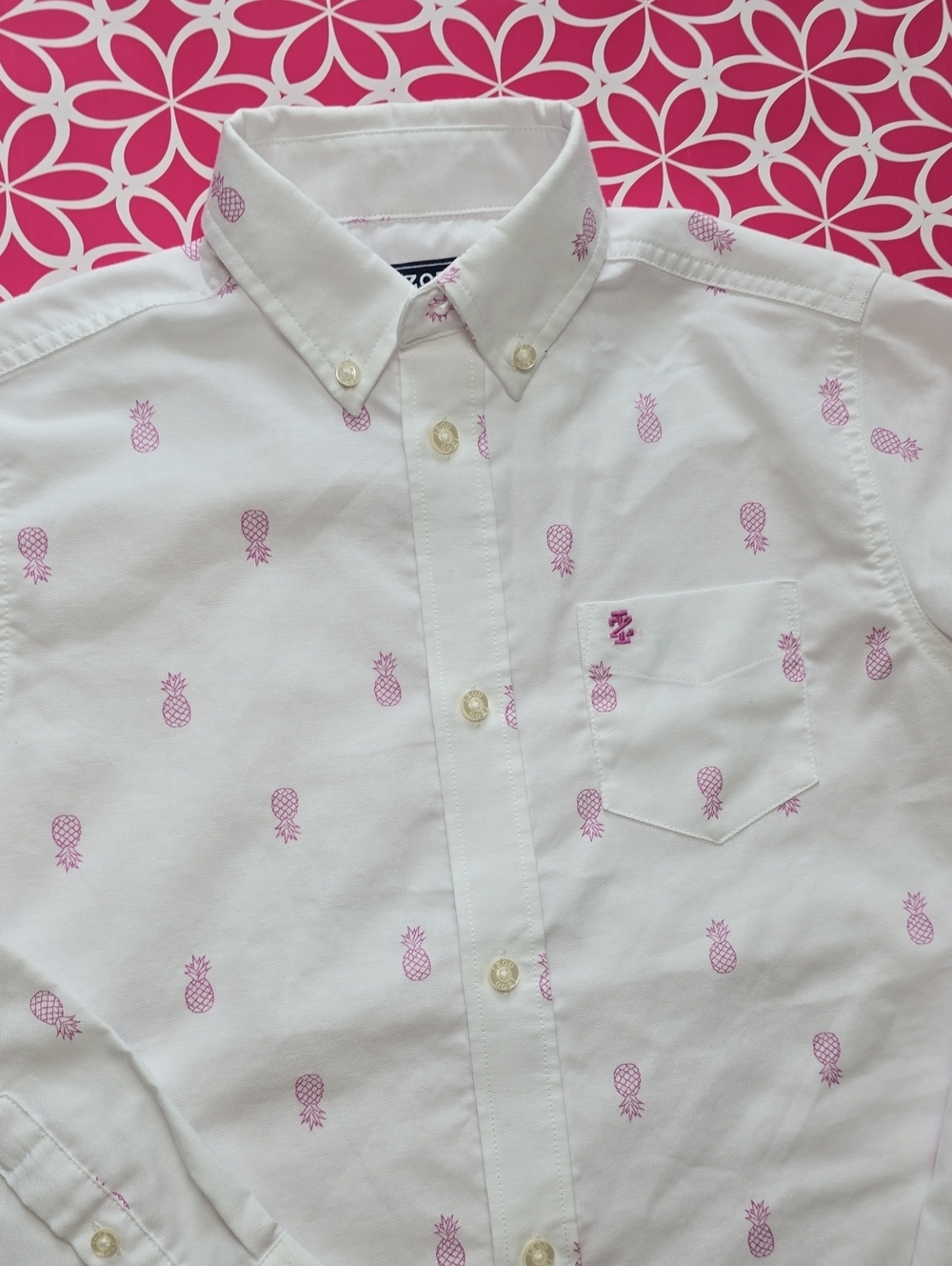 IZOD Boys' Long Sleeve Button-Down Dress Shirt Size M 10/12 (SMALL FLAW) - Picture 2 of 14